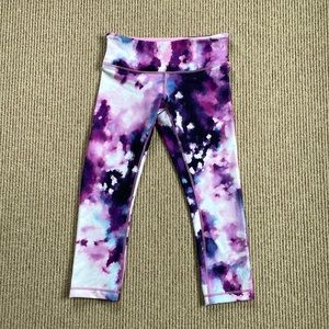 Lululemon cropped yoga pant size 6
